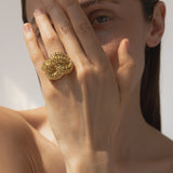 PAOLA SIGHINOLFI. Anillo Knot